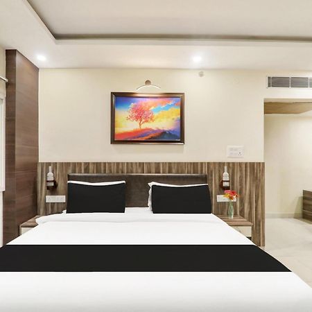 Super Townhouse Kankarbagh Formerly Kunwar Alcajars Patna  Exterior photo